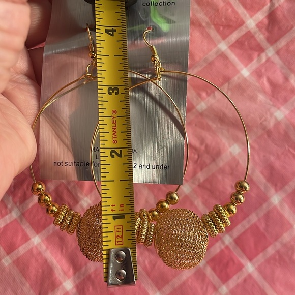 🎈SALE🎈🌸#91.MULTI BEAD EARRINGS🌸 - Picture 4 of 6